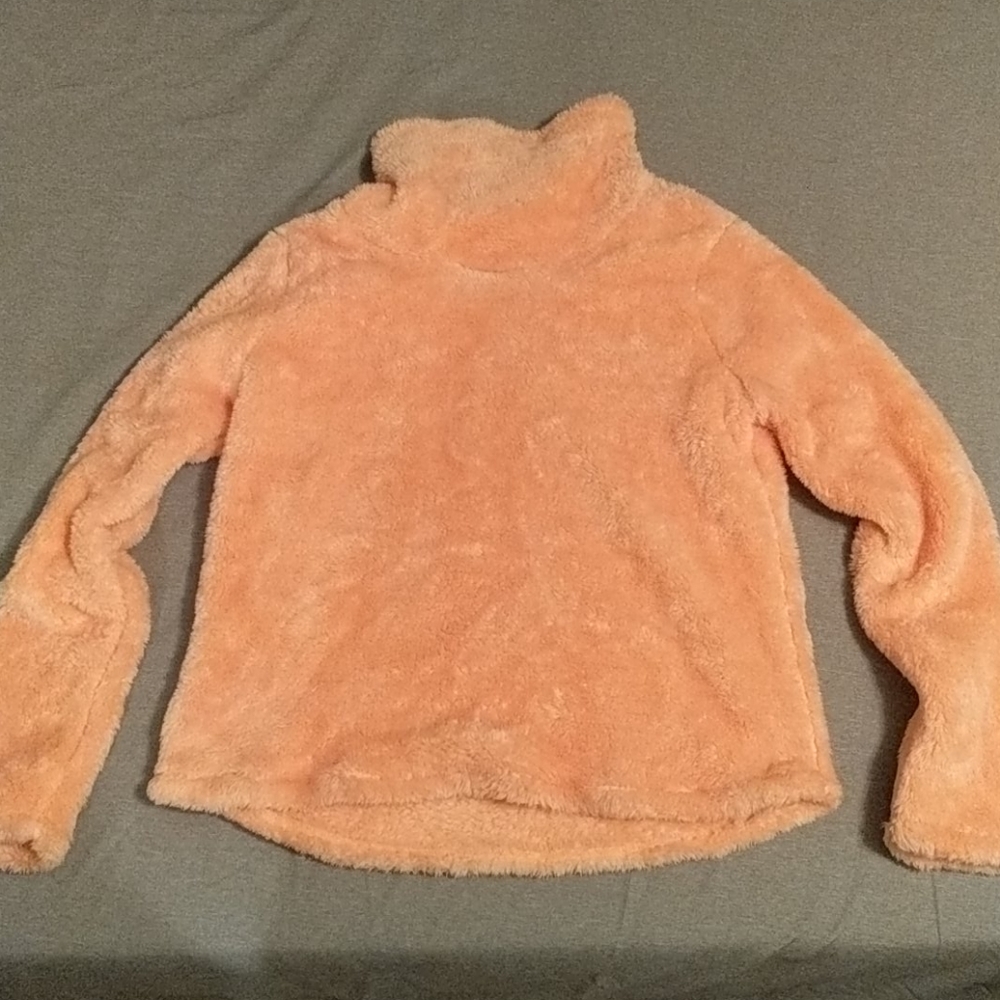 Like New Joy Lab Fuzzy Pullover